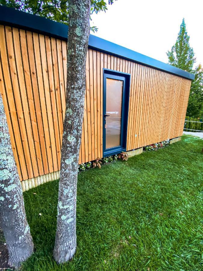 Bungalow Pichoses Geres Camping Rio Caldo Екстериор снимка